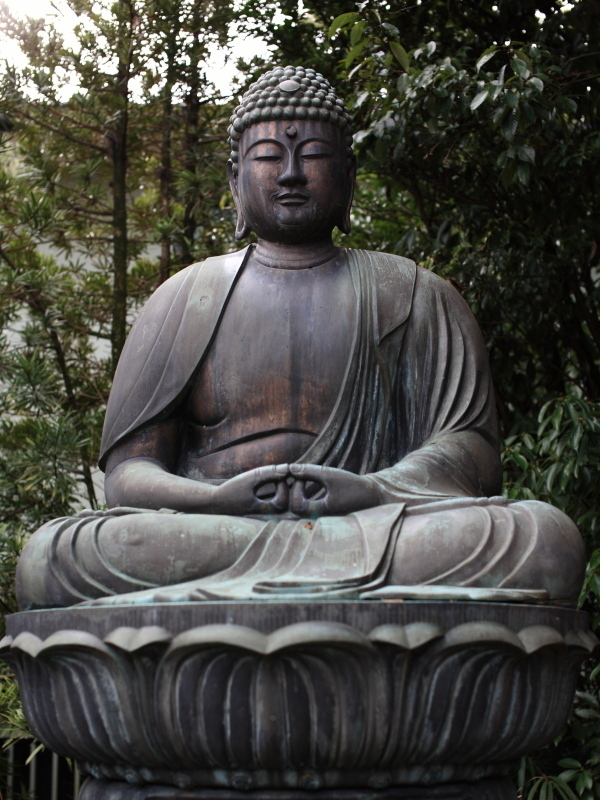 日本一小さい大仏だとか？ てつの日常茶飯事